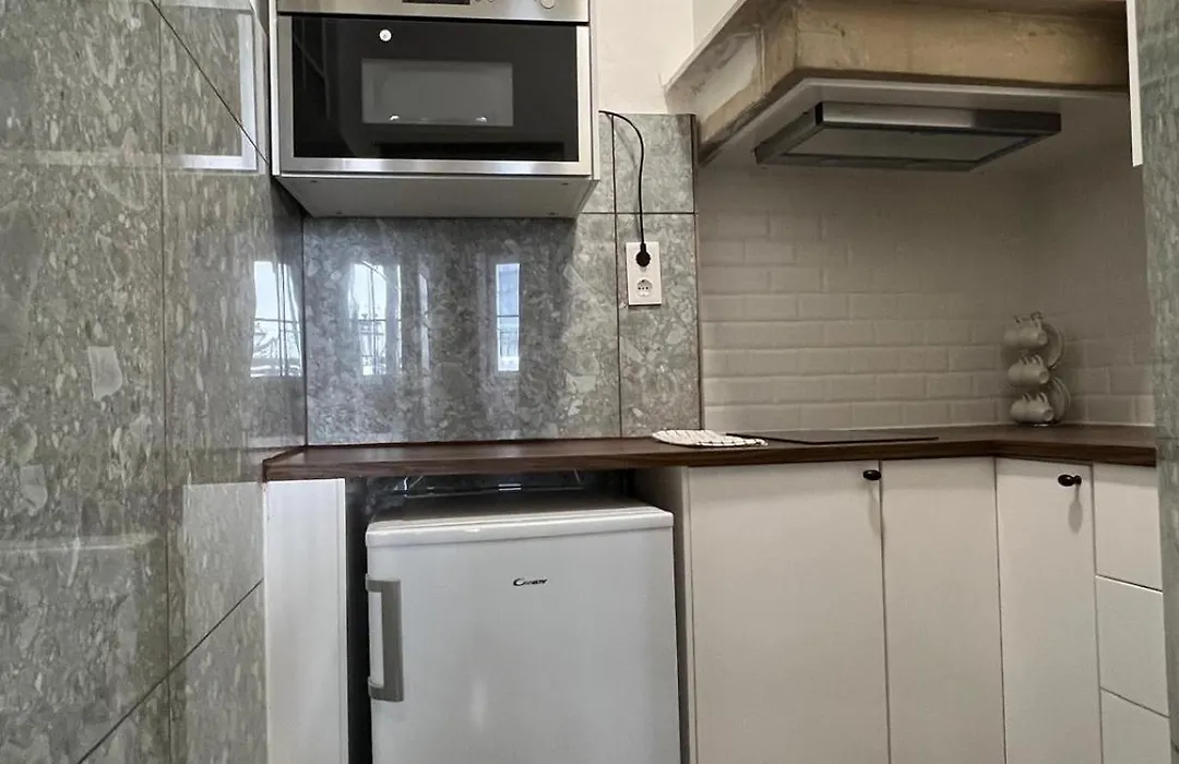 32 2 - Heart Of Lisbon Private Apartment, Bairro Alto-1